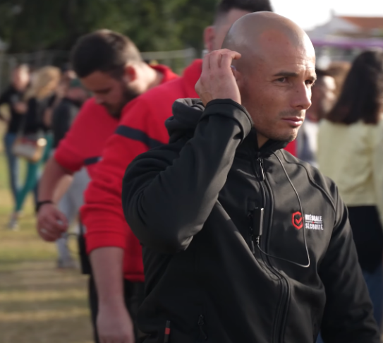 Agent de sécurité sur un festival. Sécurité pour professionnel